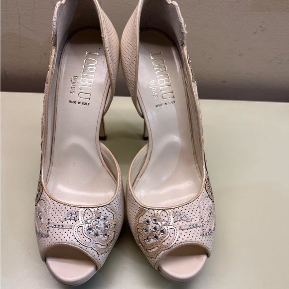 LORIBLU LEATHER MADE IN ITAKY Elegant Cream Peep-Toe Heels Swarovski crystals - Picture 5 of 15